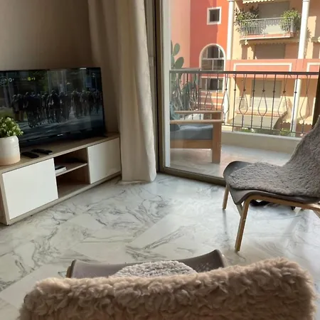 Studio 2 Pers , 40m2 En Bord De Avec Vue * Menton